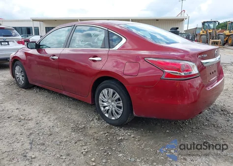 2015 Nissan Altima 2.5/2.5 S/2.5 Sl/2.5 Sv из США, поврежденный, VIN 1N4AL3AP7FC470242